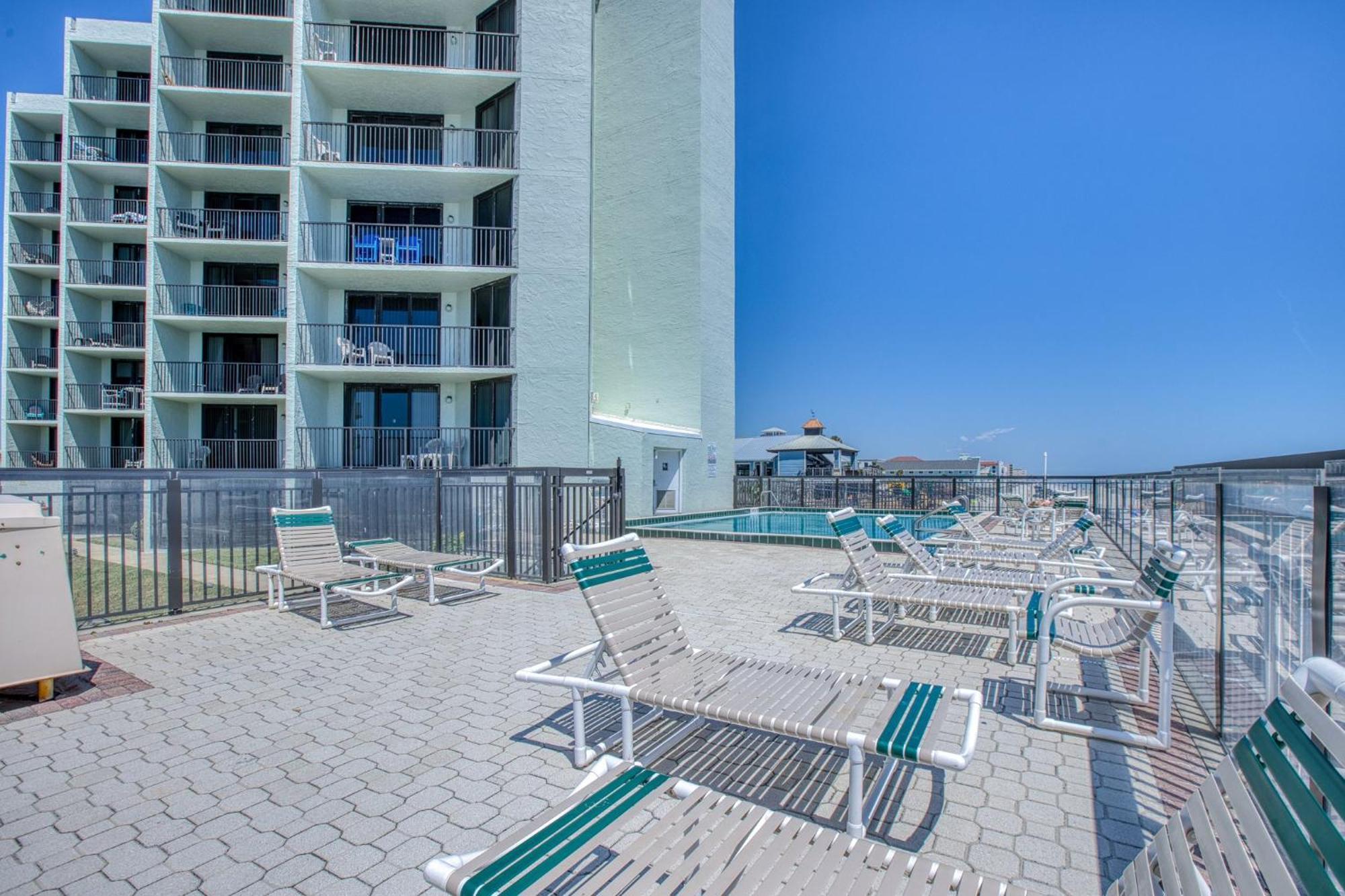 Ocean View With A Beachfront Pool At Ocean Trillium Condo ~ 403 Нью-Смирна-Бич Экстерьер фото